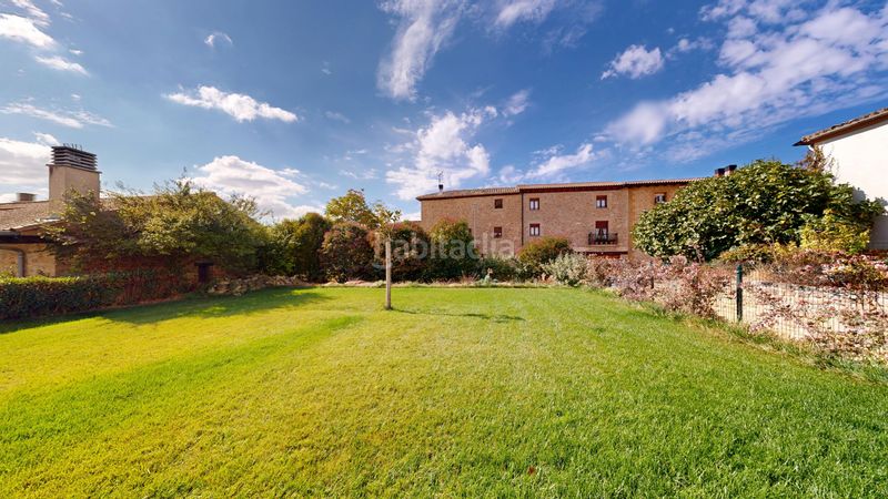 Foto f409adf6-6da3-445d-be05-d1804e764e5b. Casa amb calefacció aparcament a Olóriz