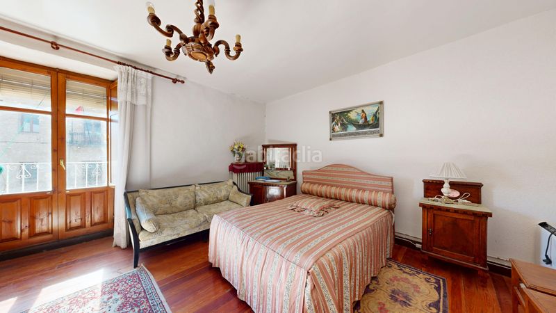 Foto 8b9d02b6-09c6-4e2d-b66b-b53f0d4f4735. Casa amb calefacció a San Martín de Unx