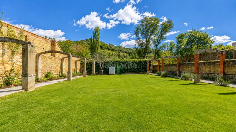 Foto b4715572-d4d4-4e38-8490-ca46decfd304. Casa amb calefacció aparcament a Tafalla