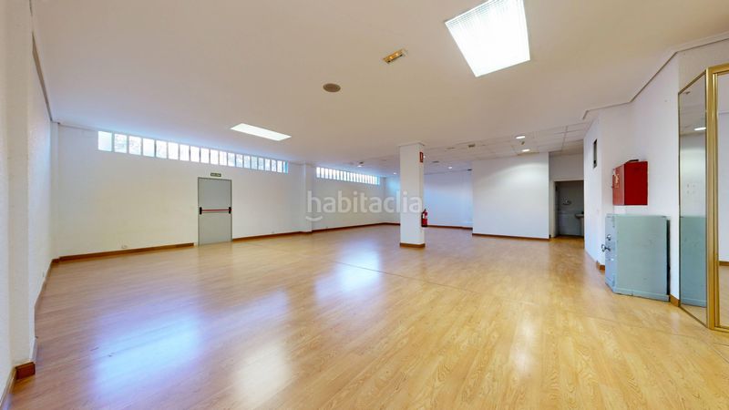 Foto aceb45ac-909b-4516-8d9d-7b27cd192fc1. Location local commercial dans Tafalla