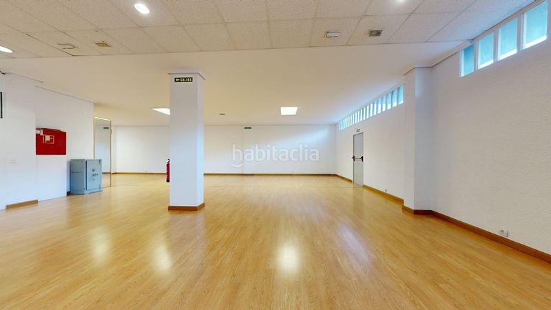 Foto dcf03a76-4fda-43e7-bd88-a1cf219c57f4. Location local commercial dans Tafalla
