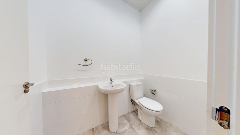 Foto ec370b8c-567d-4d17-afdc-678c5fbba44f. Location local commercial dans Tafalla