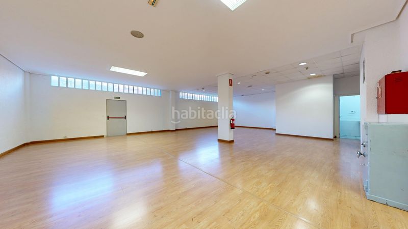 Foto f42ee5d4-e790-4f0b-ae8b-150a343f4959. Location local commercial dans Tafalla