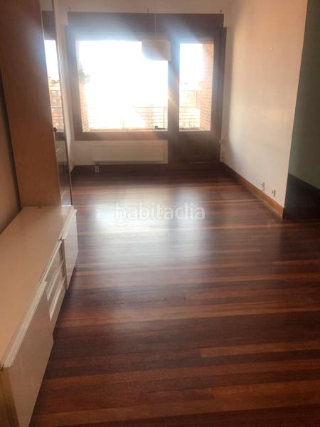 Foto 562ac90c-5e7e-430b-9483-bca48b78f6ab. Alquiler piso algorta fadura. piso con terraza y garaje en Getxo