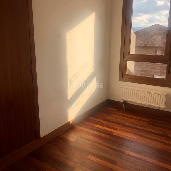 Foto 5aa21948-2bb4-415e-8977-c7c72e21a493. Alquiler piso algorta fadura. piso con terraza y garaje en Getxo