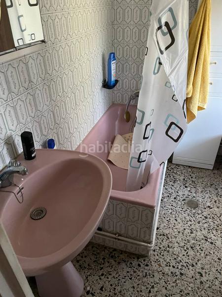 Foto 7e1894f5-8dab-4ef0-951d-9380f9007e58. Casa amb aparcament a centro de Culleredo Culleredo