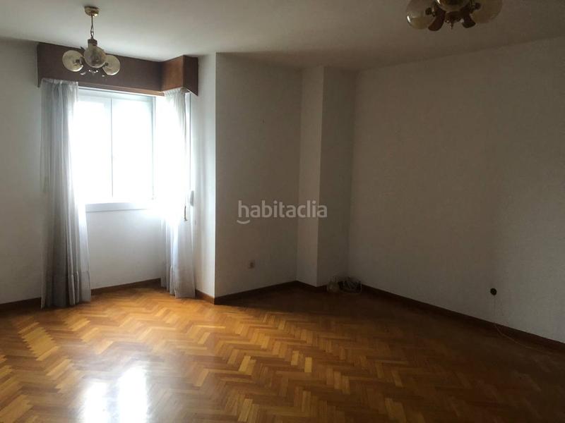 Foto ae974867-c8f3-4c30-950b-57b9668dbc92. Piso venta de piso en avd de vilaboa en Portádego - Vilaboa Norte Culleredo