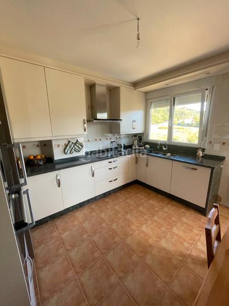Foto 33748325-e2a4-4a37-b555-ae5c867f0333. Casa amb calefacció aparcament a A Zapateira Culleredo