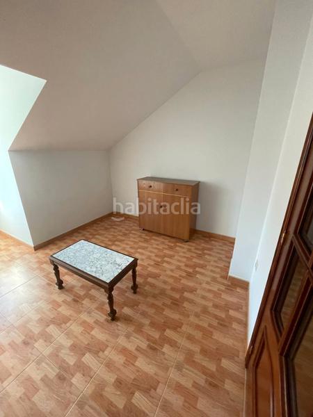 Foto 7bd86541-bc24-4ac1-86f1-8000d9881443. Casa amb calefacció aparcament a A Zapateira Culleredo