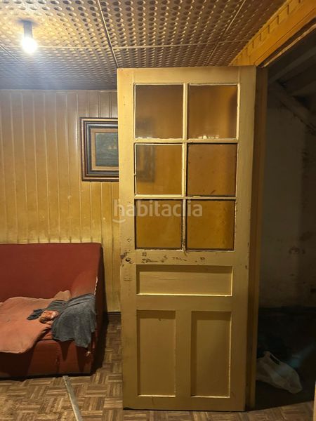 Foto d9887b88-8cc5-49b0-b03e-a3ab5413add3. Casa se vende casa para reformar en Bergondo