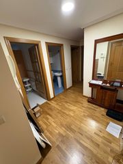 Rent Flat  Rúa tapia. Alquiler piso 2 habitaciones amueblado , cuesta de la tapia