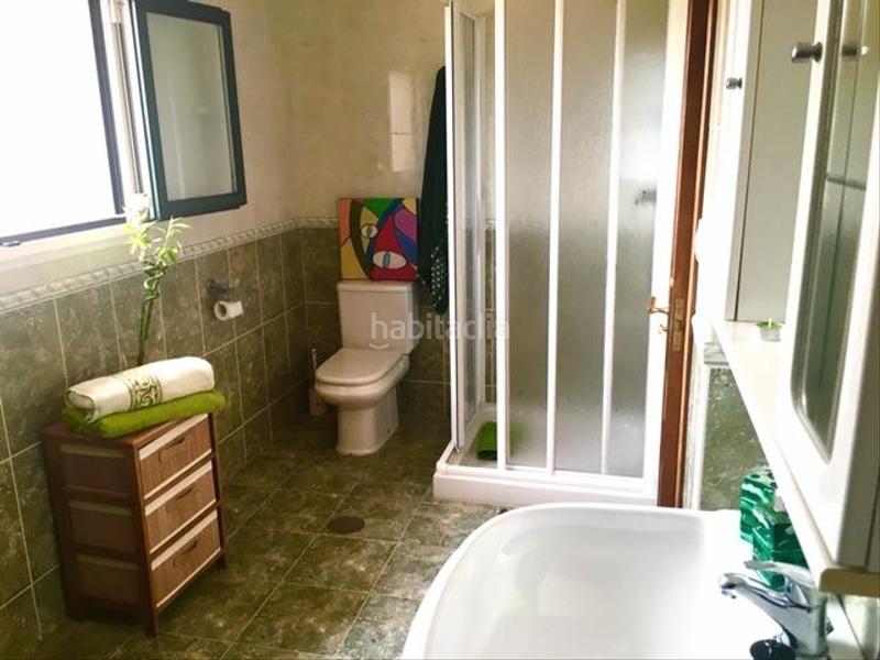 Foto 4b0c2dd1-bb33-4254-8ad8-1d7d7861aa7a. Chalet  en venta en pobra do caramiñal en Pobra do Caramiñal (A)