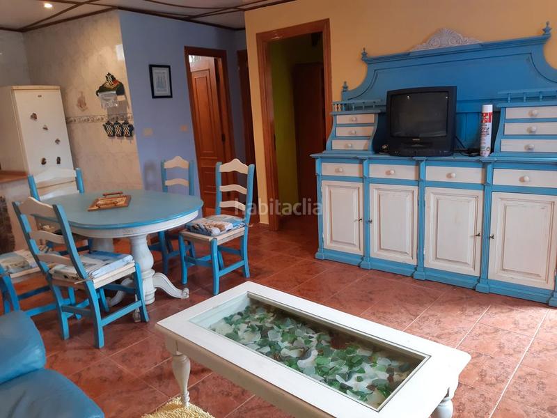 Foto 0b464b5e-2080-4750-bcc8-980165e71b5e. Chalet  de piedra a pocos metros de la playa en Ribeira