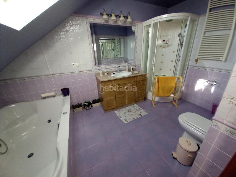 Foto b0027347-6e16-4799-9749-2a226c7d046c. Chalet  de piedra a pocos metros de la playa en Ribeira