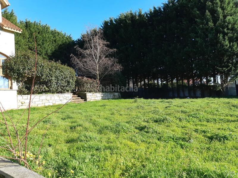 Foto f89bcc79-1d71-4bc8-8248-8b0c315420cd. Chalet  de piedra a pocos metros de la playa en Ribeira