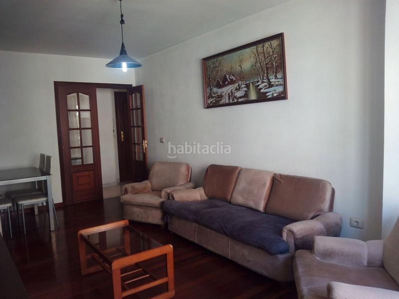 Foto 4cbfc6a3-d04b-46bb-afab-8a3341cf94ab. Piso  céntrico en Boiro