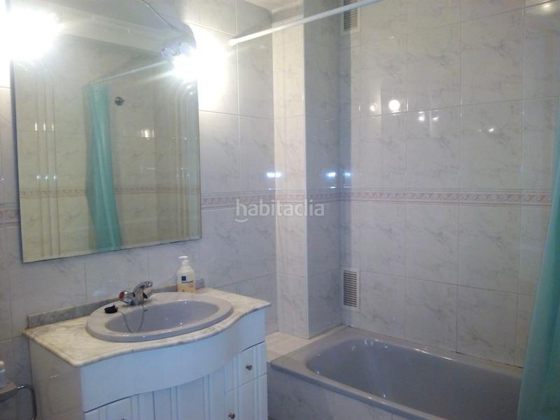 Foto fe154621-5654-4d6f-b87a-f4c5efd3b132. Piso  céntrico en Boiro