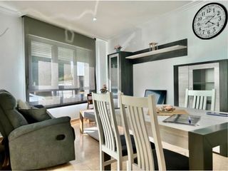 Apartment  Barrio canteira. Apartamento luminoso, cerca del centro de ribeira