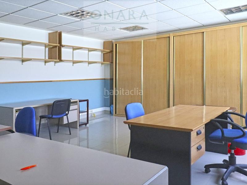 Foto ee103ba8-a20d-4ca1-8222-3dcaa73c7018. Ufficio in Lasarte - Oria