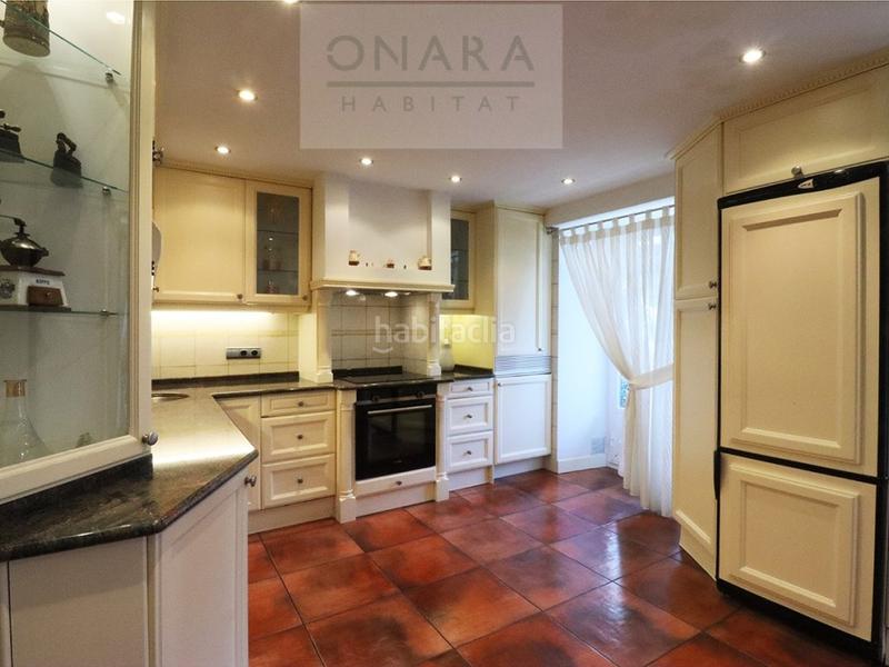 Foto ad344e9b-e377-4c39-a1bd-bf400f6aa9e5. Duplex dans Hondarribia