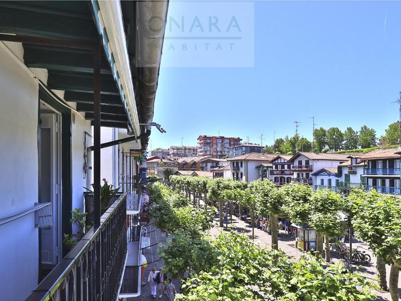 Foto fa964a53-9e48-45a1-8376-20ea228aeb0e. Duplex dans Hondarribia
