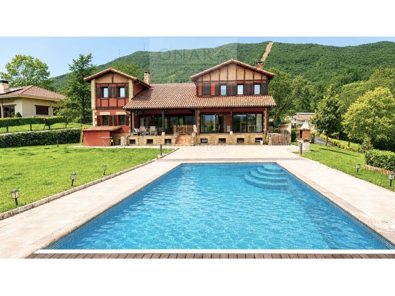 Foto aeed395f-d0d9-4417-b955-34be7fc7d7fc. Casa amb aparcament piscina a Hondarribia
