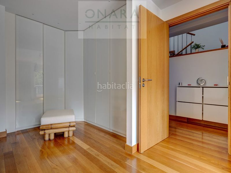 Foto 2da7163a-930a-43e9-9f40-7e678e678ac7. Casa aparellada amb aparcament piscina a Hondarribia