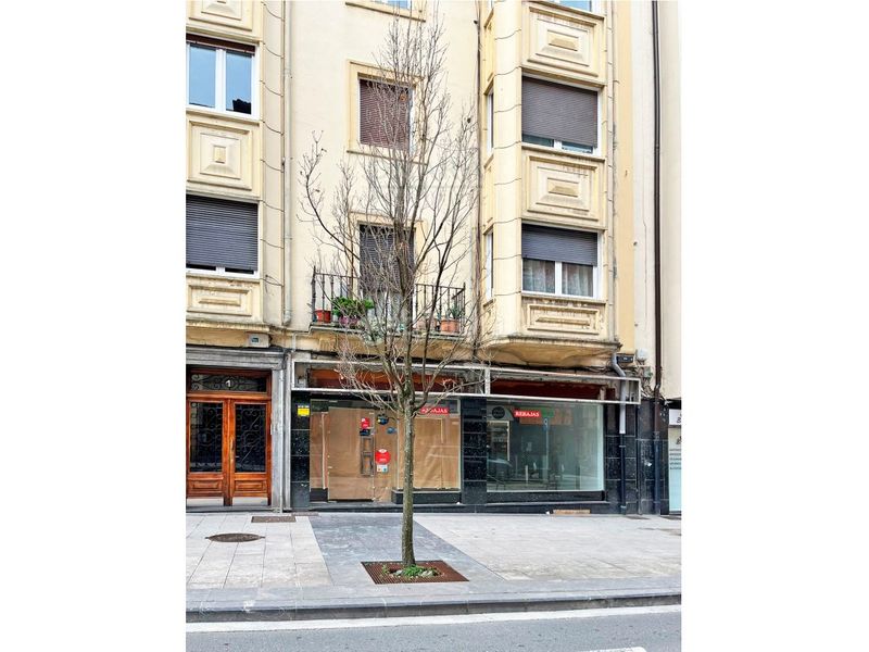 Foto 121f3dd7-d592-45f1-9d99-73b60c5cf358. Location local commercial dans Pinar - Anaka - Belaskoenea Irun