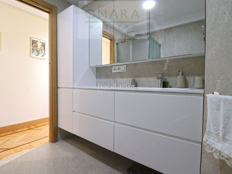 Foto a8ec0c3e-31d2-43e0-bafb-e21162548d7c. Pis a Hondarribia