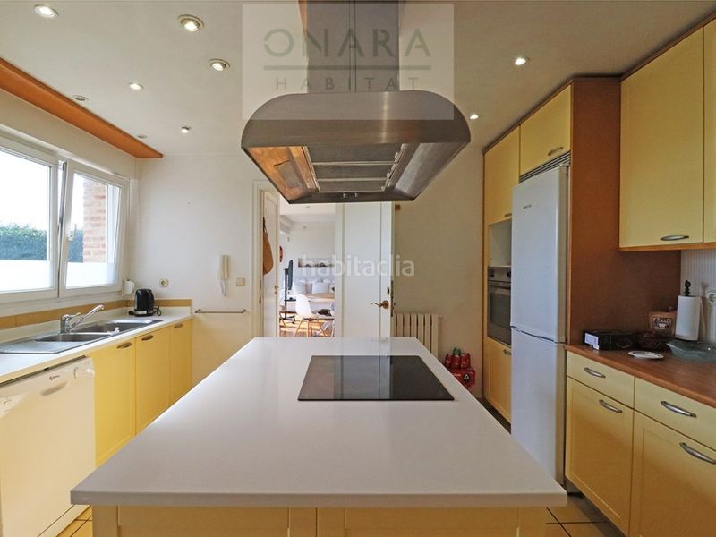 Foto 0f926692-ae66-49ce-833a-5867151bd8a0. Casa amb aparcament piscina a Hondarribia