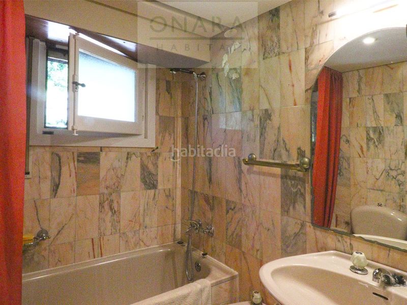 Foto 17d92417-4c4c-4427-9122-507cef3914bd. Casa amb aparcament a Lapice - Larreaundi - Olaberria - Meaka Irun