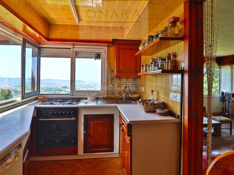 Foto c9012c88-d74d-4ed9-baa1-02f08cbf0305. Casa amb aparcament a Lapice - Larreaundi - Olaberria - Meaka Irun