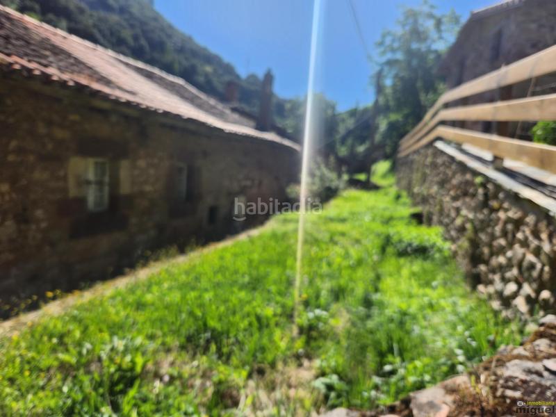 Foto 2dc7bc52-f578-4f0f-ac8b-9b170272dcd8. Masía se vende gran propiedad para rehabilitar con terreno en la hermida, cantabria en Peñarrubia