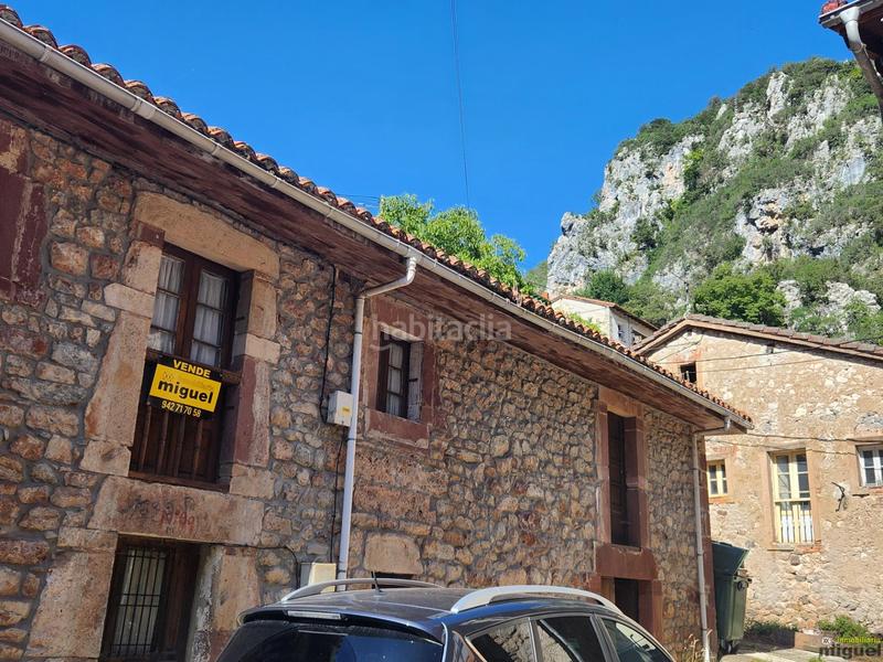 Foto e51c9ea8-1bb5-4035-a999-93d9777b0040. Masía se vende gran propiedad para rehabilitar con terreno en la hermida, cantabria en Peñarrubia