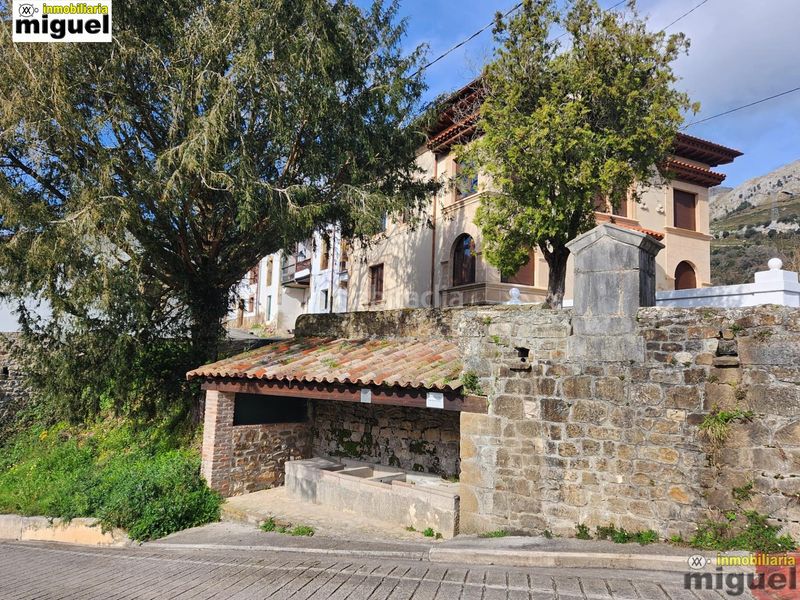 Foto c0d830ad-e15e-4b0d-bd89-4061d3148a43. Masia a Peñamellera Baja