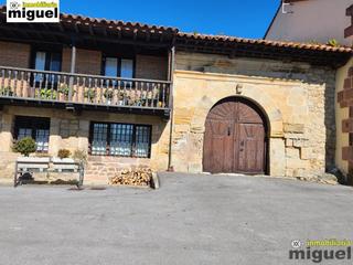 Masía  Caviedes-vallines. Se vende gran propiedad en vallines, valdáliga