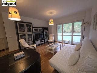 Appartement  Calle pérez galdós. Se vende piso amueblado, para entrar a vivir, con piscina comuni