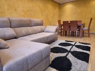 Piso  Calle peral,el. Piso de 104 m2 con 3 habitaciones, vestidor, 2 baños y aparcamie
