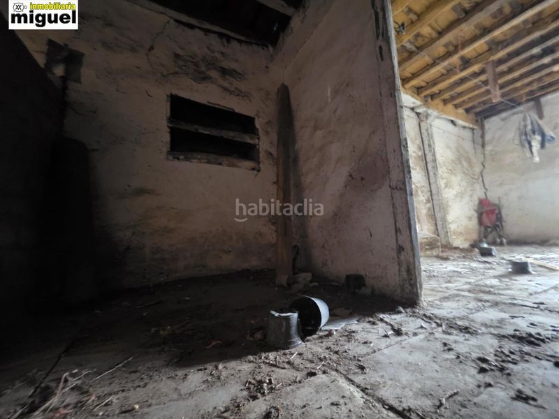 Foto a4cb0068-afa1-4886-bb10-33a681aac11c. Casa a Val de San Vicente