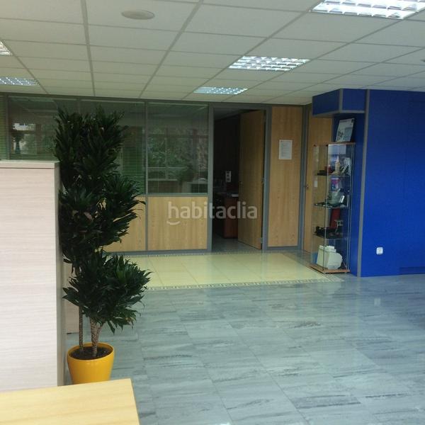Foto b4454609-8ee5-47a1-be4e-500d86e8ea59. Rent office space in Sagrada Familia Coruña (A)