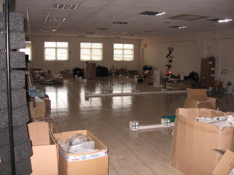 Foto 248e0875-c3a5-4d9a-b33c-ae9f7717d499. Miete büro in Someso - Matogrande Coruña (A)