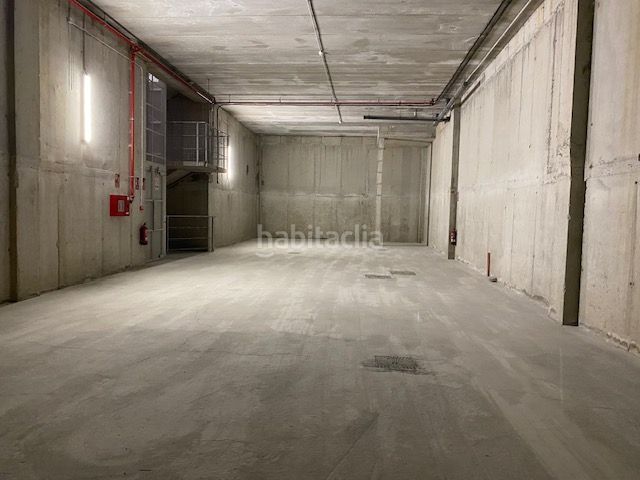 Foto 1d8a6436-5663-4702-bb82-39b9cbd49438. Nau industrial a Almeiras Culleredo