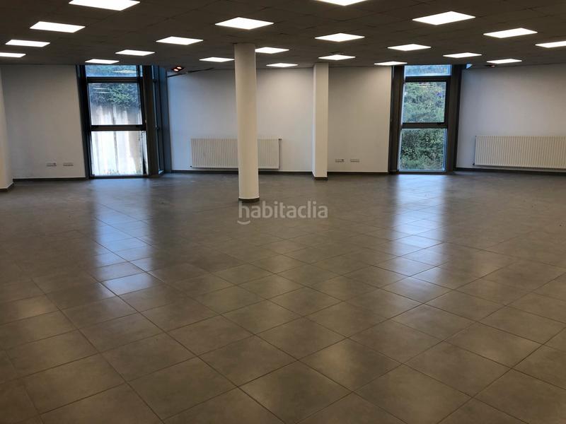 Foto f46406df-53d9-4ce2-b6d3-9e81bf9abd9f. Location bureau dans Vilaboa Sur Culleredo