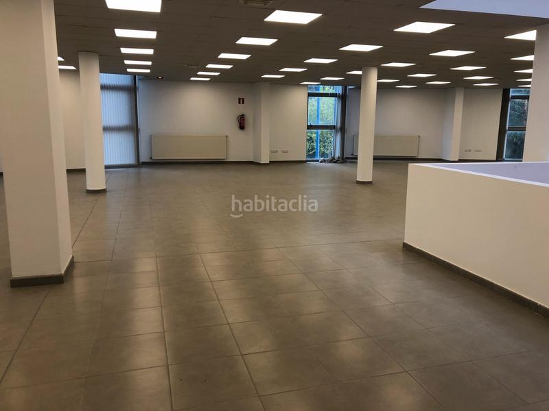 Foto 7e196511-df6c-4bf4-8881-8e011e8d5459. Rent office space in Vilaboa Sur Culleredo