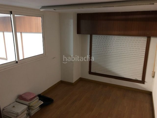 Foto 94c6e108-7d43-45b6-a1b3-ab1d6031bebe. Local comercial a Os Mallos Coruña (A)