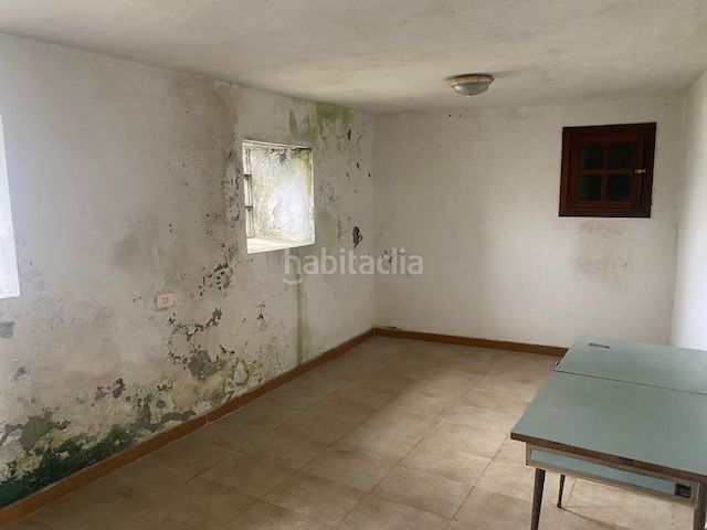 Foto 1bf0fc9c-7e20-4f27-9014-a1e16f80d092. Masia amb aparcament a Aranga