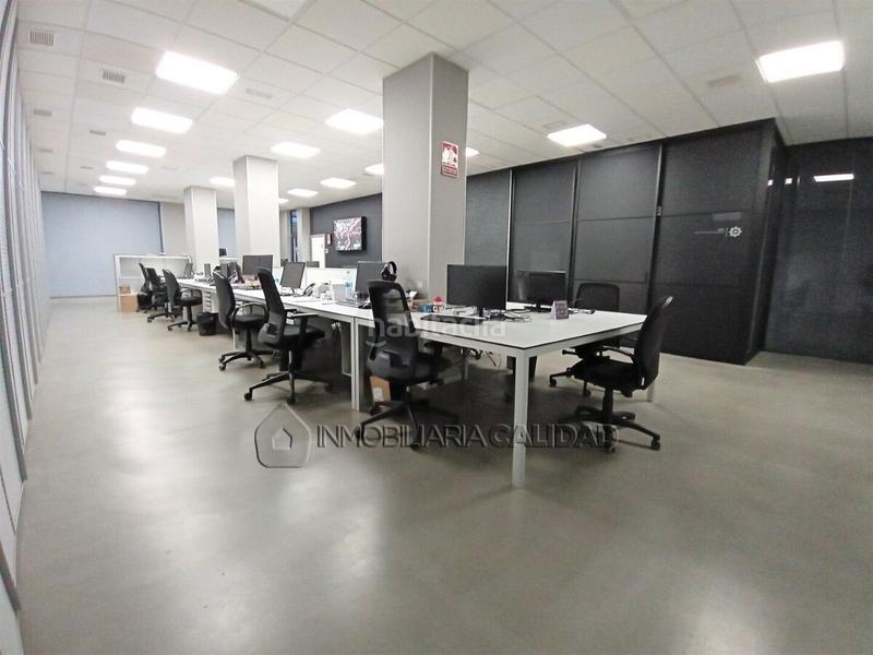 Foto 8e0f0997-68bc-48f8-8e60-82c2a1a289b6. Locale commerciale con riscaldamento in San Pedro de la Fuente Burgos