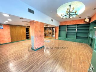 Local Comercial en Plantío - Alcampo