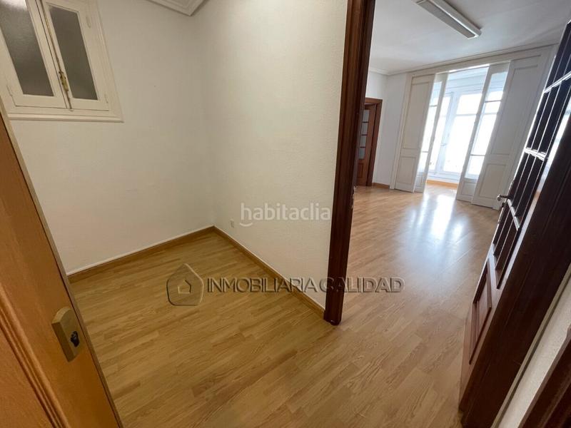 Foto 96173ff2-f5f6-4eac-951c-6a7de56e8718. Miete büro mit heizung in Villa Pilar Burgos