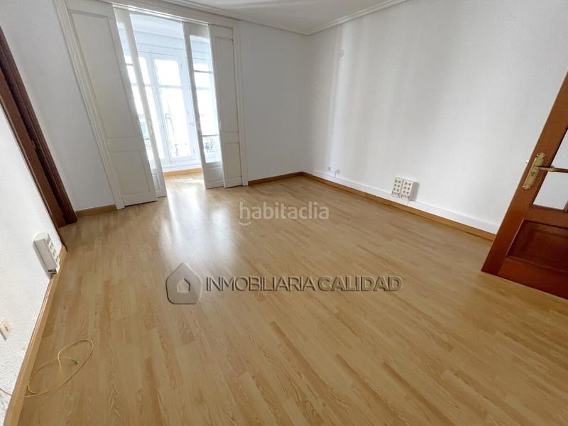Foto 1d1cdbf8-48fb-4ff8-a6b7-c65e2b2dcb27. Rent office space with heating in Villa Pilar Burgos